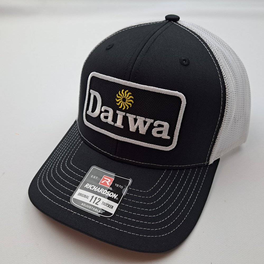 Diawa Richardson 112 Trucker Mesh Snapback Hat Cap Black & White